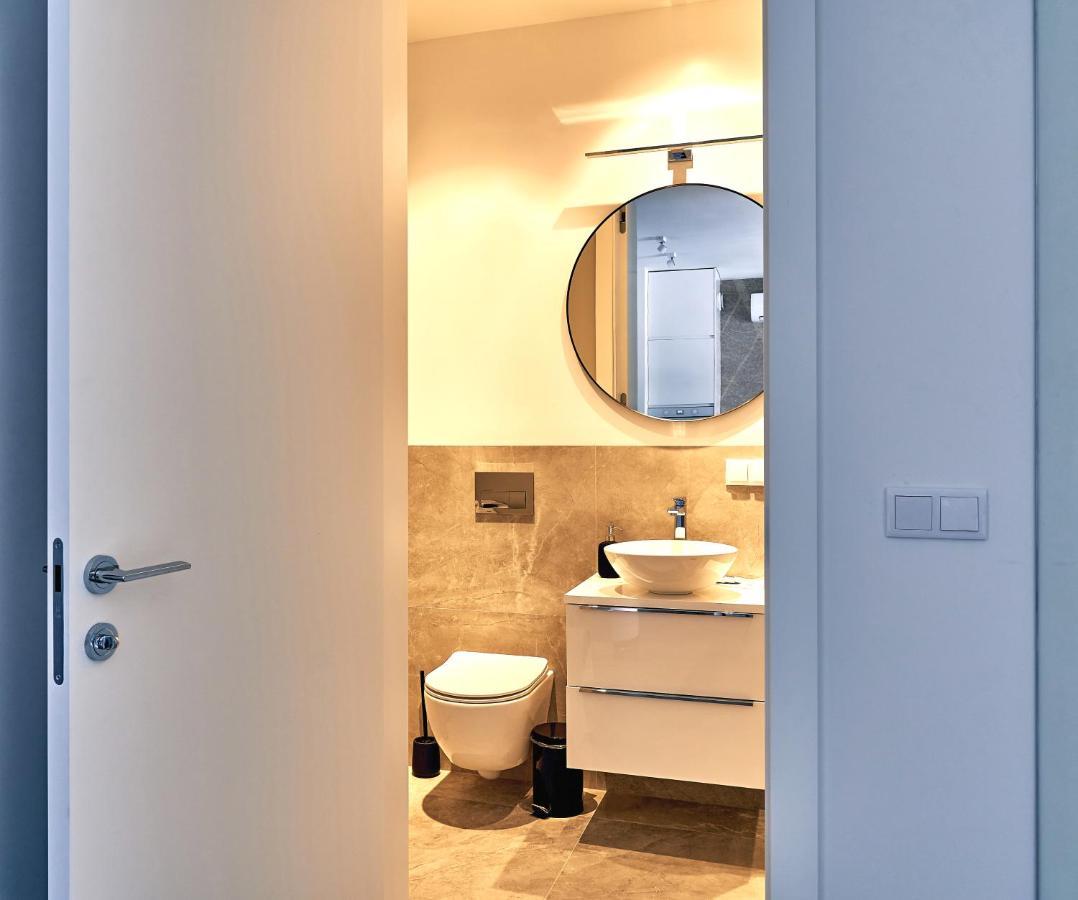 Mennica Residence Suite Apartments Warszawa Eksteriør billede