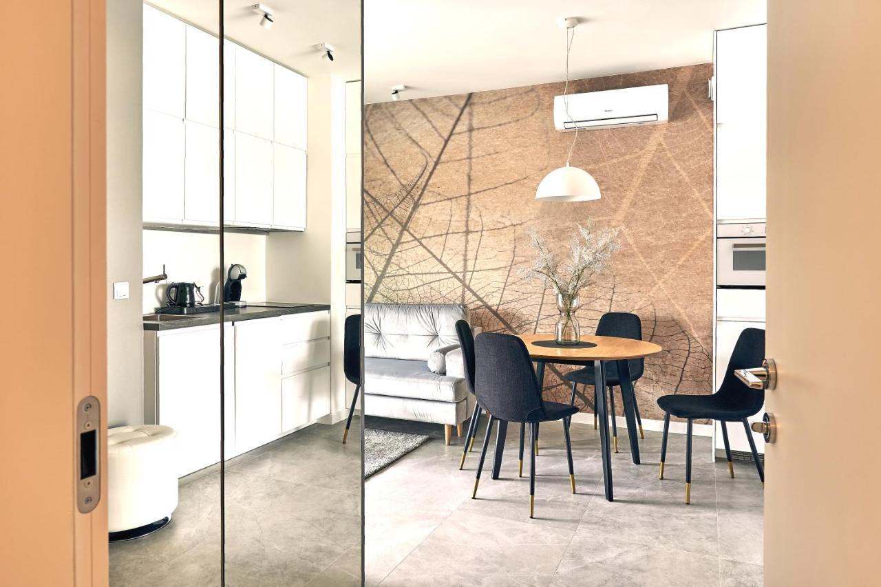 Mennica Residence Suite Apartments Warszawa Eksteriør billede